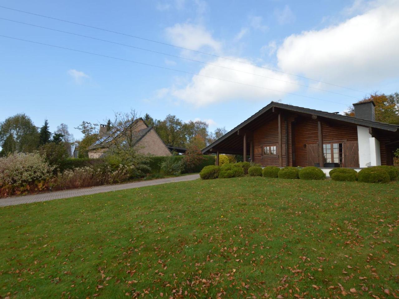 Charming Chalet With Private Garden In Stavelot Hockai Luaran gambar