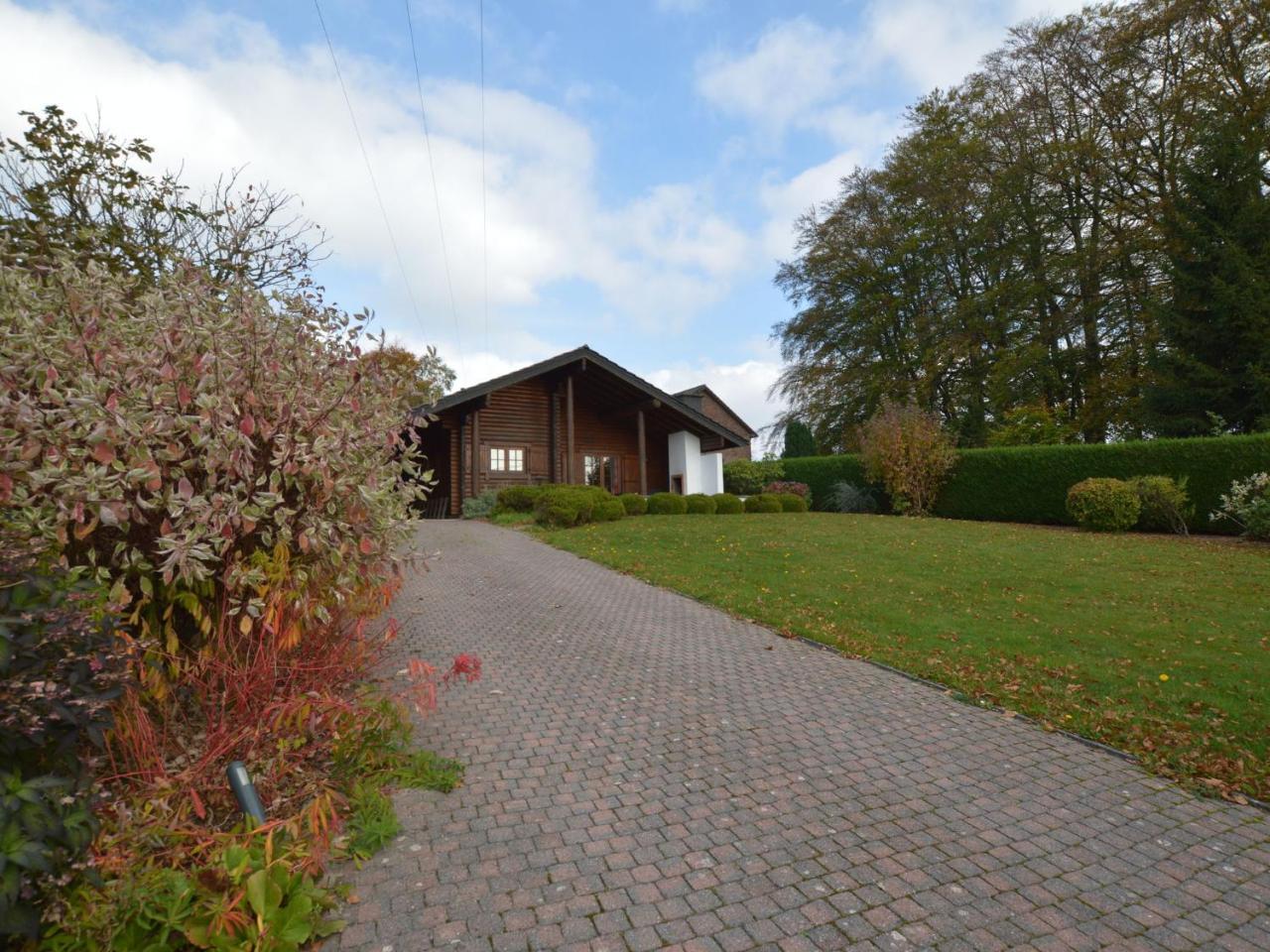 Charming Chalet With Private Garden In Stavelot Hockai Luaran gambar